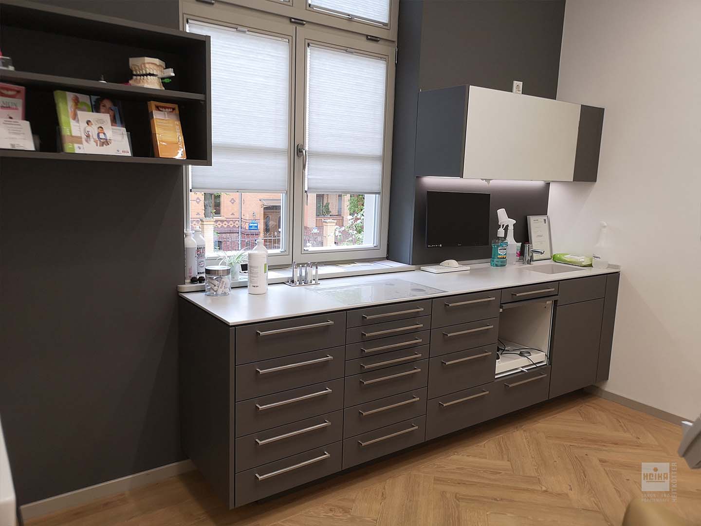 Möbel für Behandlungsräume 26